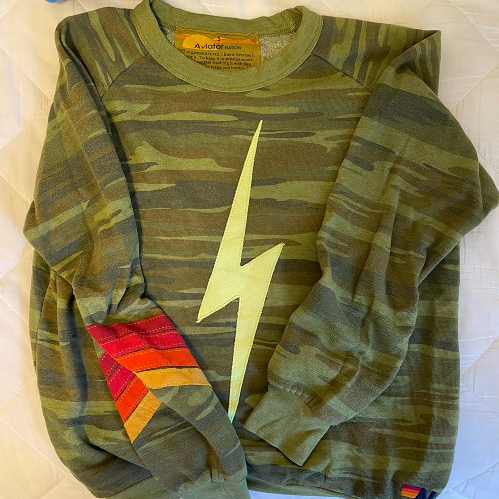 Aviator Nation Camo crewneck!